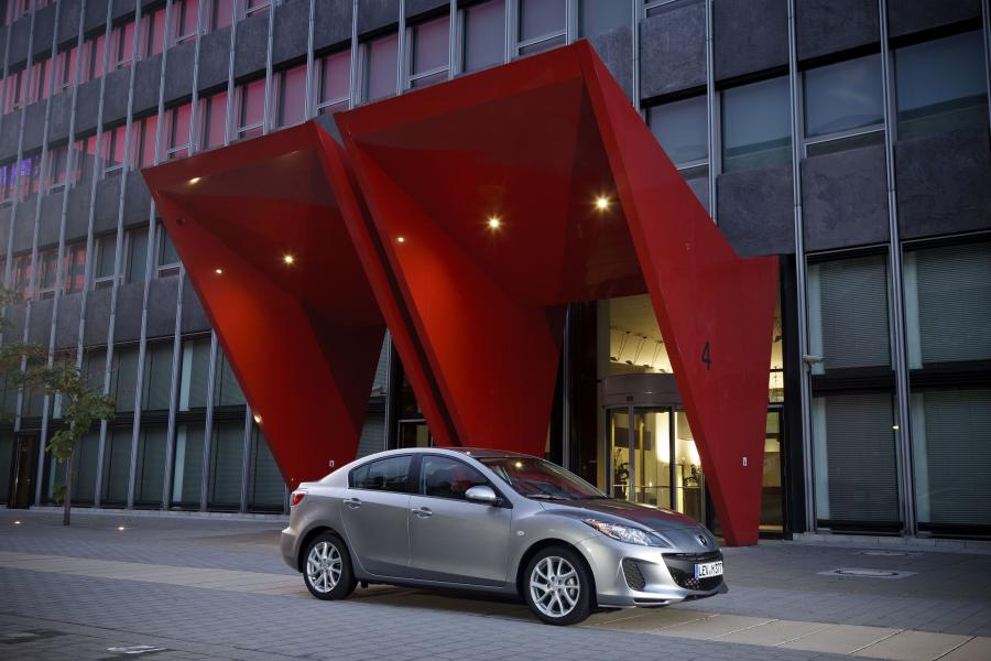  Mazda3 Sedan 2011 года  (фото 20 из 41)